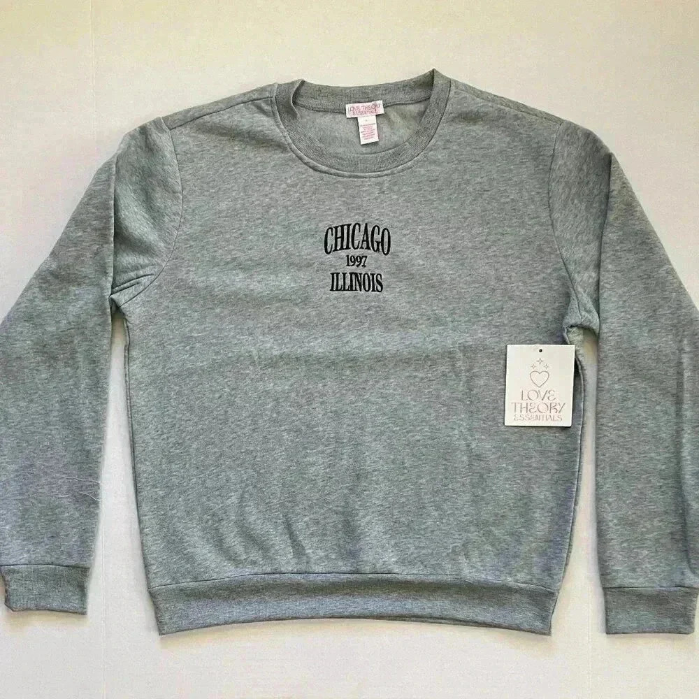 Love Theory Essentials Juniors Chicago Pullover Sweatshirt Relaxed Fit Casual